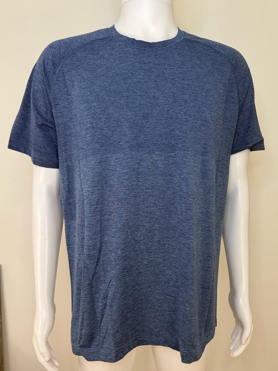 lululemon athletica Other - lululemon athletica Men's Heathered Blue Metal Vent Tee